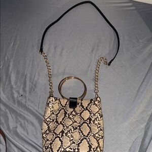 Stylish Snake Print Shoulder Bag
